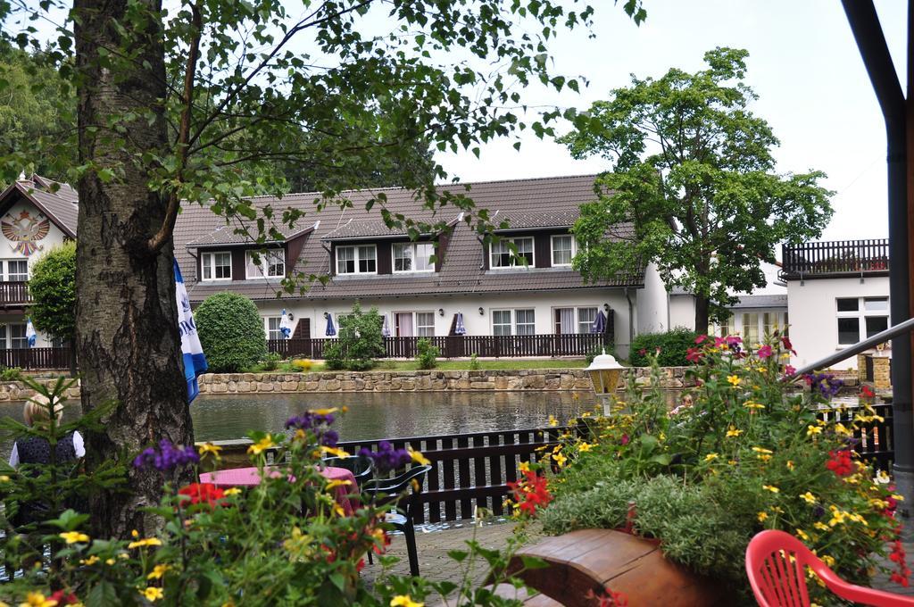Hotel Gondelfahrt Курорт Йонсдорф Екстер'єр фото